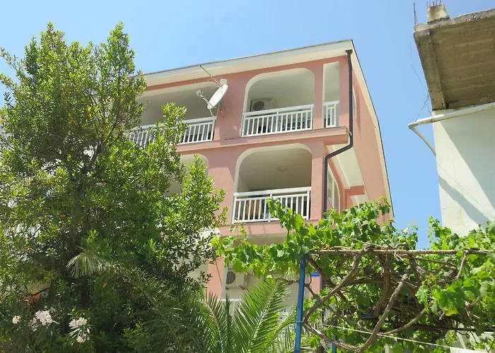 Apartments Pehar